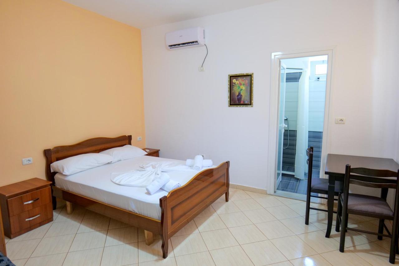 Hotel Ilias House Ksamil Exterior foto