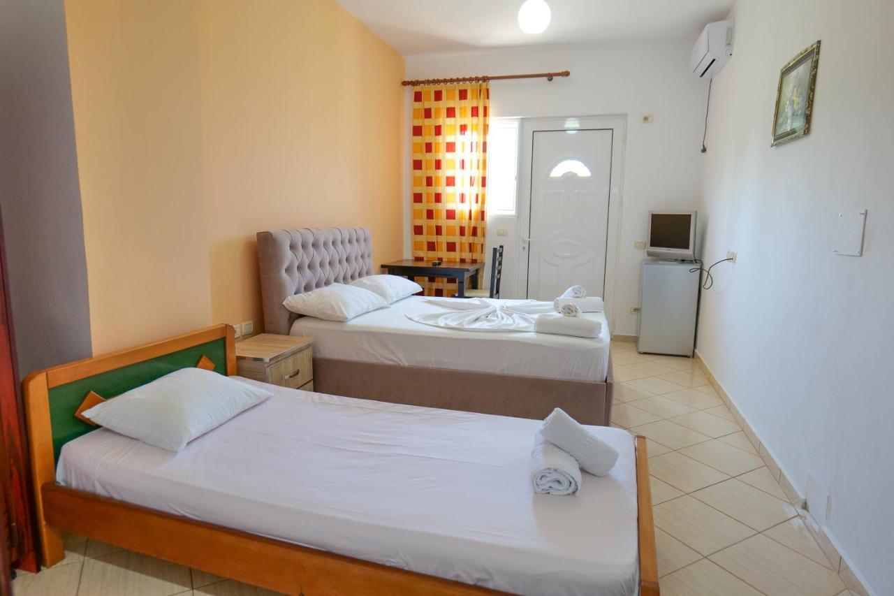 Hotel Ilias House Ksamil Exterior foto